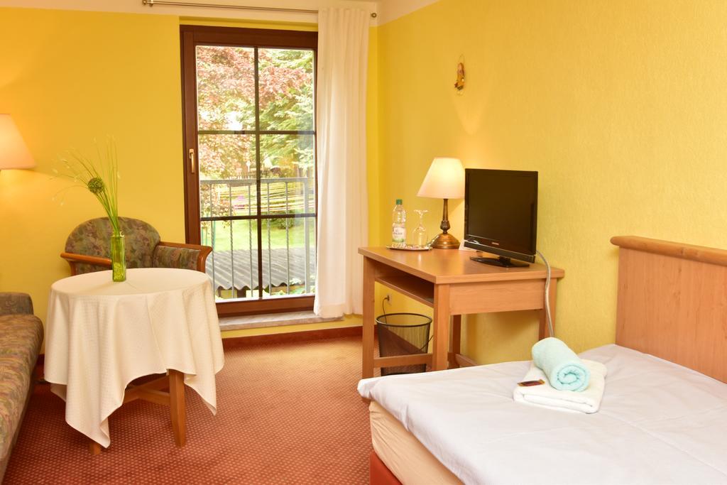 Landhotel Zur Guten Einkehr Grubschütz Exterior foto